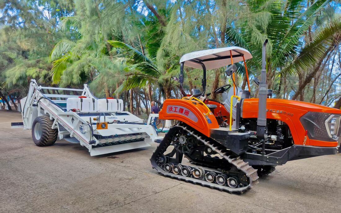 Beach cleaner Handsomer ditarik tracked tractor di tepi pantai